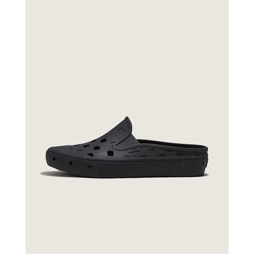 Slip-On Mule TRK Shoe in Black | Vans