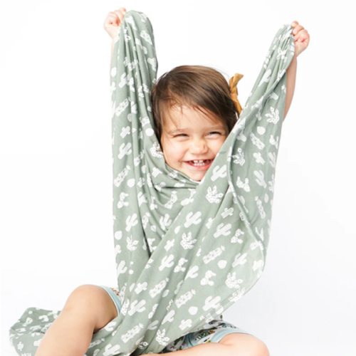 Stay Sharp Cactus Bamboo Blanket - Baby Blanket - Kids Blanket - For Plant Lovers – Emerson and Friends