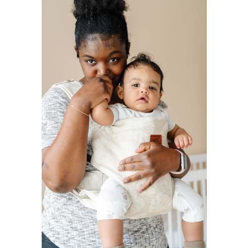 Exploring the World Together: Forward-Facing Baby Carriers – Happy Baby