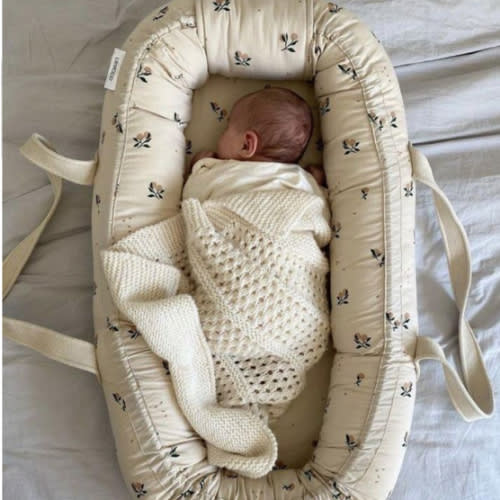 Viola Bassinet