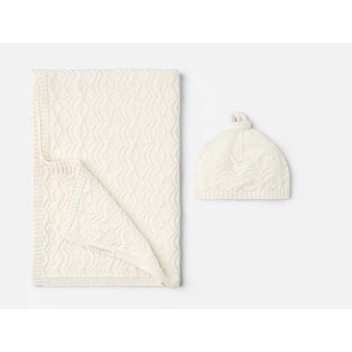 Wren Organic Knit Baby Gift Set