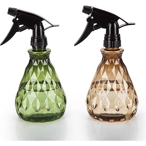 wugongshan 2 Pcs Spray Bottles, 500 ml/17 oz Empty Water Spray Bottles, Plastic Reusable Adjustable Mist Sprayer Squirt Bottles Containers Refillable for Cleaning Solutions, Gardening, Plants