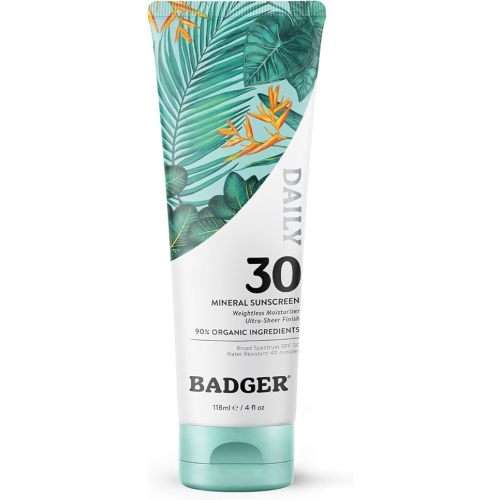 Badger Mineral Daily Sunscreen with Zinc Oxide, SPF 30, Lightweight & Easy to Apply w/No White Cast, Moisturizing Organic Sunscreen, Reef Safe, Vegan, Unscented, 4 fl oz