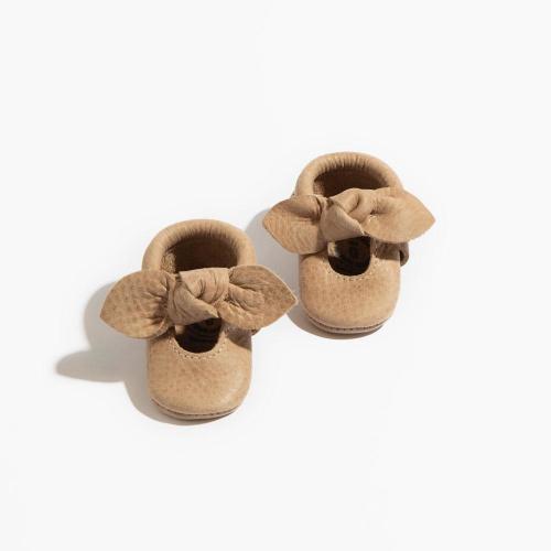 Newborn Weathered Brown Knotted Bow Baby Shoe – Freshly Picked