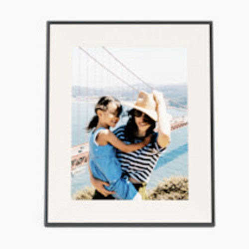 Aura Frames Aspen Mat 12" WiFi Digital Picture Frame - Ink