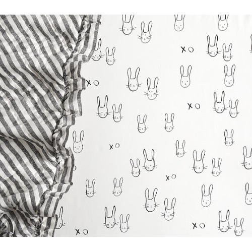 Organic The Emily & Meritt Bunny Crib Fitted Sheet | Pottery Barn Kids