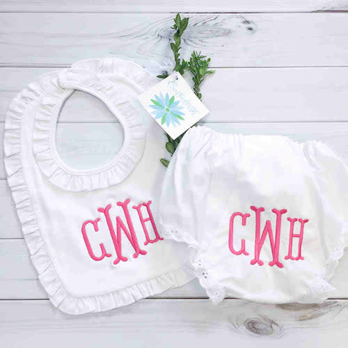 Ruffle Bib and Fancy Panty Bloomer Gift Set – Preppy Monogrammed Gifts