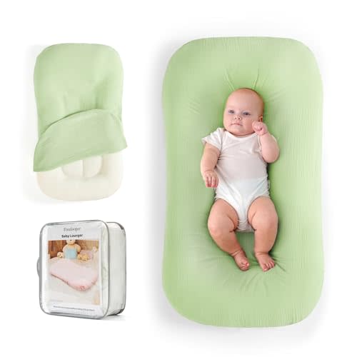 Baby Lounger, Suitable for Newborns 0-24 Months, Infant Lounger for Home and Travel, Soft Cotton and Breathable, Nest Lounger, Newborn Babies Essentials Gifts（Lovely Green）