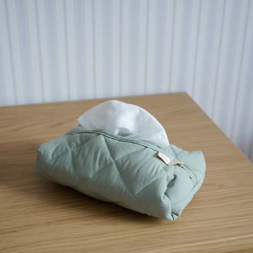 Quilted wipes case