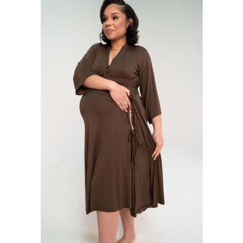 Lila Labor & Postpartum Gown in Mocha