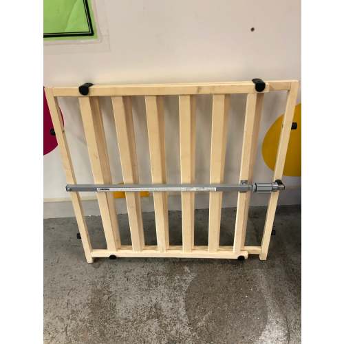 Regalo Wooden Safety Gate