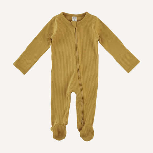 long sleeve two way zipper footie | honey mustard | organic cotton sin – kate quinn