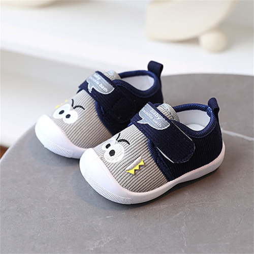 qolati Squeaky Sneakers for Baby Boys Girls Non-Slip Soft Rubber Sole Closed Toe Infant Fall Summer Outdoor Shoes Toddler First Walking Shoes with Adjustable Strap