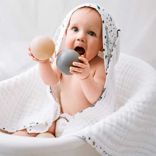 9-Layer Hooded Baby Bath Towel | Organic Cotton | Nest Designs Color: Pastel Waves