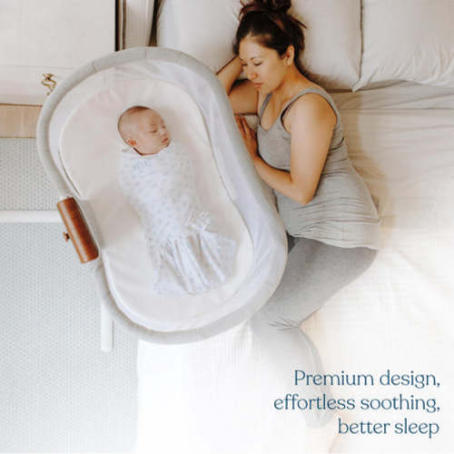 HALO - BassiNest Luxe Swivel Sleeper Bassinet