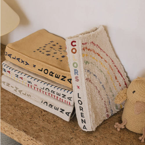 SENSORY BOOK COLOURS