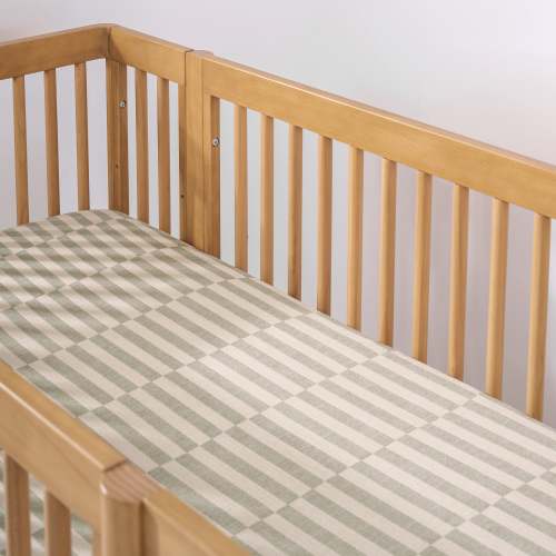 Crib Sheet in GOTS Certified Organic Muslin Cotton