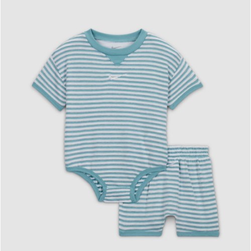 Nike ReadySet Baby (0-9M) Bodysuit and Shorts Set. Nike.com