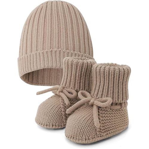 Baby Booties & Hat Set Newborn 0-3 mo