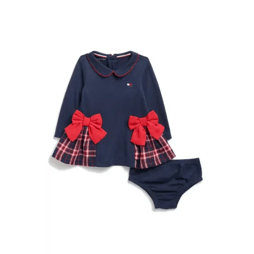 Long Sleeve Mixed Media Dress & Bloomers
Tommy Hilfiger
3-6 MONTHS