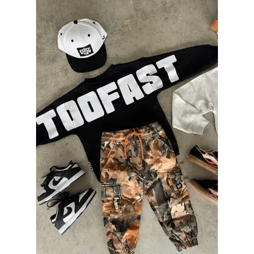 Too Fast Crewneck Black