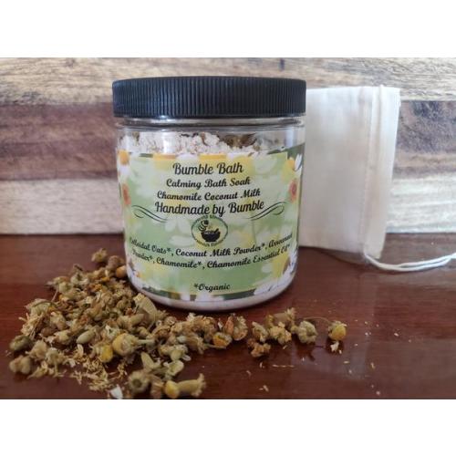 Herbal Milk & Oat Bath Calming Chamomile – Handmade by Bumble