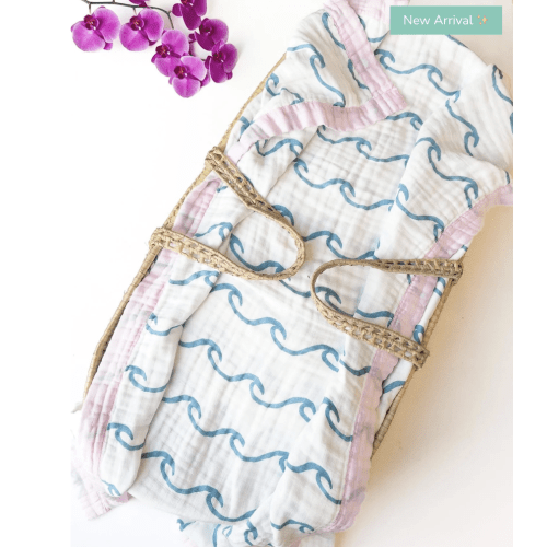 Endless Wave – Pink Trim | 6-Layer Organic Bamboo Muslin Baby Blanket