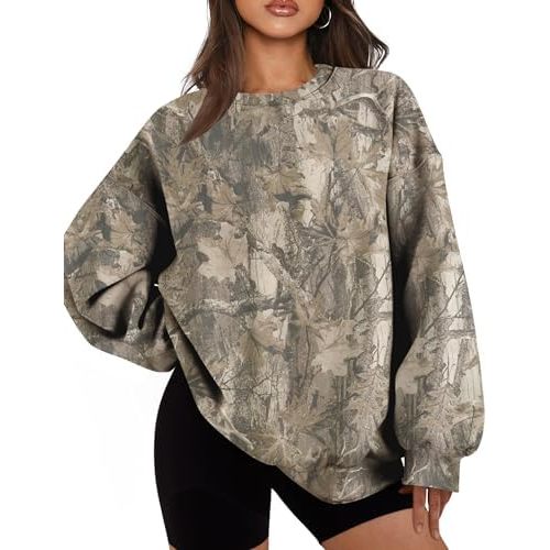 Camo Sweatshirts Women Oversized Fleece Maple Leaf Print Camouflage Crewneck Pullover Tops Long Sleeve Y2K Camo Hoodie