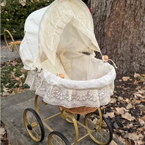 Vtg Victorian Style Baby Doll Carriage Buggy Stroller Metal /Wicker & Wood fits 18” doll