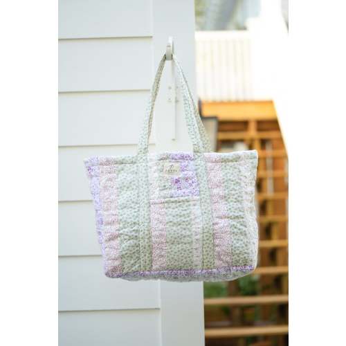 Miriam Tote – Poeta