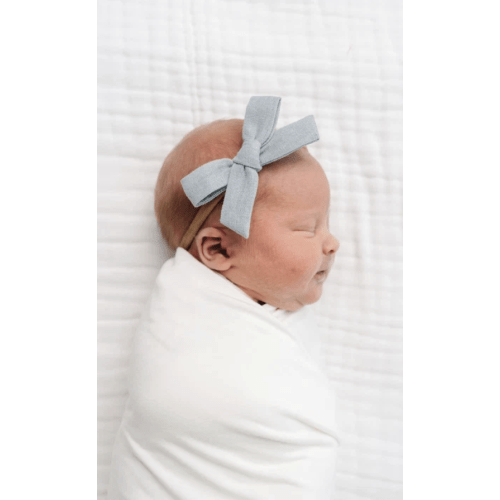 Classic Bow - Dove Petite