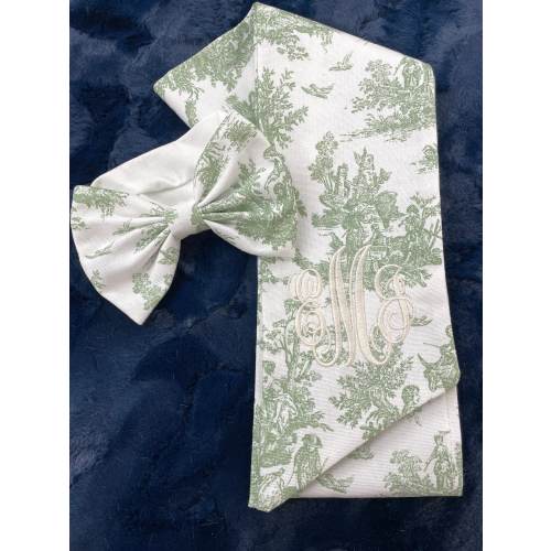 Monogrammed Newborn Baby Green Toile Bow Sash, Maternity Photo Prop, Monogrammed Newborn Wrap, Baby Photo Prop, Big Bow