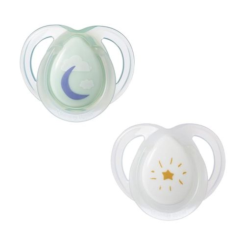 Tommee Tippee Night Time Pacifier, 0-6 Months, Symmetrical Silicone Baglet, BPA-Free Binkies, Glow in The Dark Technology, Pack of 2 with Reusable Sterilizer Pod