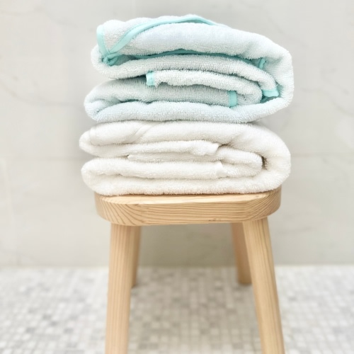 Organic, apron-style baby bath towels - 2-Pack