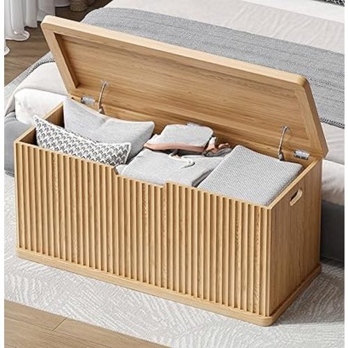 Fluted Storage Chest with 2 Safety Hinges, 37.4" Wooden Storage Trunk, Natural Entryway Bench, for Living Room, Bedroom, Curved Profile, Easy Assembly, Natural Oak