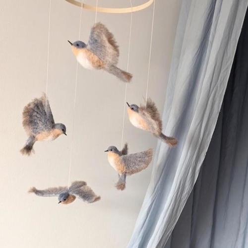 Needle Felted Hummingbird Mobile, Handmade Wool Bird Nursery Decor, Baby Room Hanging Decor, Bird Lover Gift, Nature Nursery Mobile