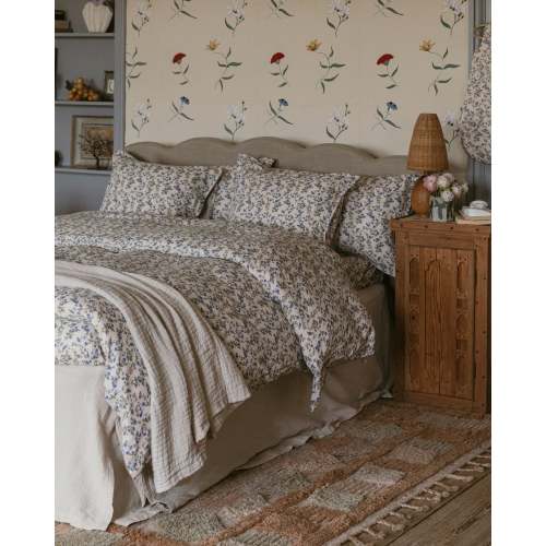 Satin Quilted Sleeping Bag – Garbo&Friends
