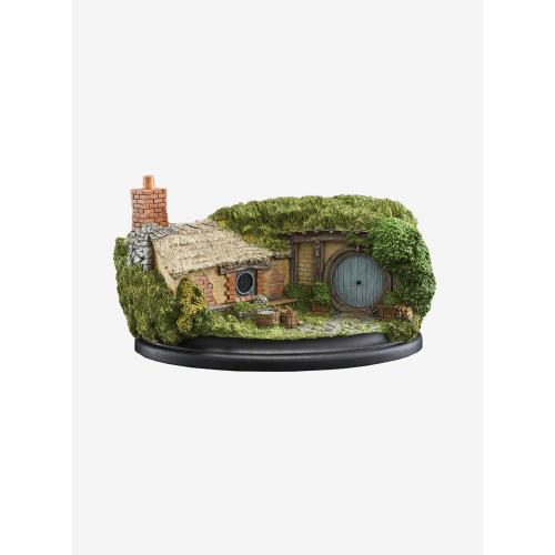The Hobbit Hole 35 Bagshot Row Grey Door Figure