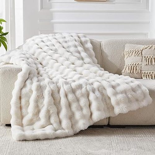 Faux Fur Throw Blanket for Couch Bubble Blanket, Fluffy Fuzzy Soft Plush Thick Blanket for Sofa Bedroom, Cozy Luxury Winter Comfy Ivory, 50 * 60