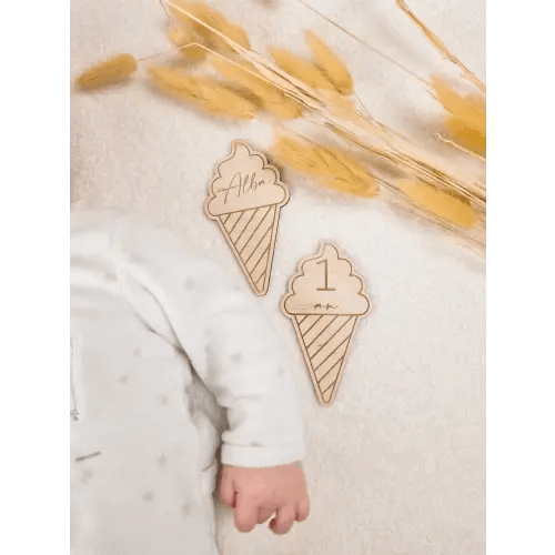 Lot personalized wooden ice cream milestone cards first name birth (welcome plus 12 months) Lescreasdemaely on Etsy