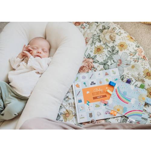 Mommy and Me Baby Memory Book, Solo Mom Baby Milestone Book, Baby Record Book, New Baby Gift, New Parent Gift, Single Mom, Single Mum