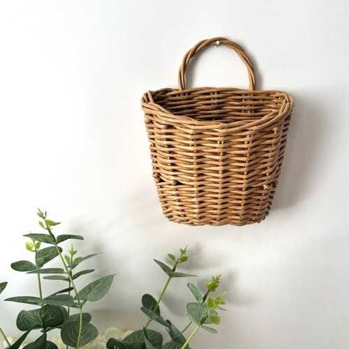 Wicker Wall Hanging Basket: Pocket Nursery Organizer