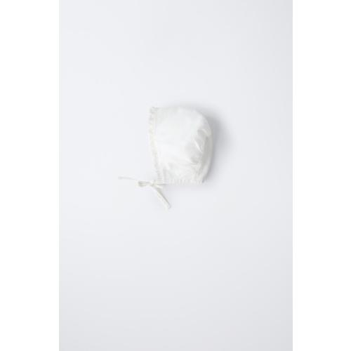 PLAIN LINEN BONNET WITH LACE - Oyster-white | ZARA United States