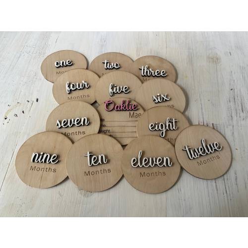 Baby monthly milestones,Wooden Milestone Markers, Baby monthly milestone, Baby months,first year marker, birth announcement, name announceme