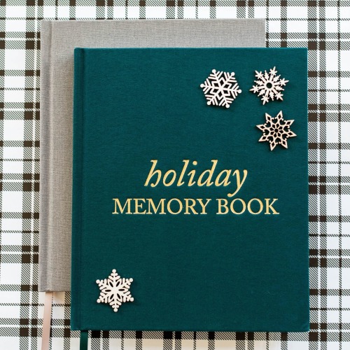 Holiday Memory Book: Linen Christmas Scrapbook Album, Family Keepsake