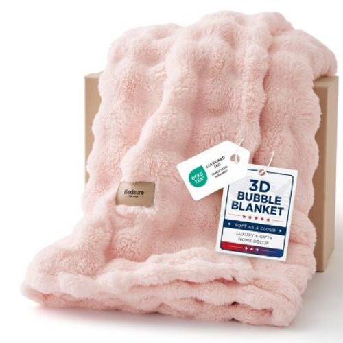 Bedsure 3D Bubble Blanket - GentleSoft Pink, Ultra Plush All Seasons Throw, Lightweight Breathable for Sofa & Office Air Conditioner,Perfet Gift