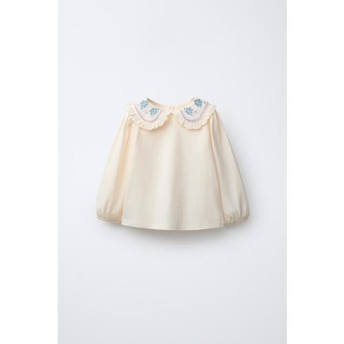 EMBROIDERED PETER PAN COLLAR T-SHIRT - Ecru | ZARA United States