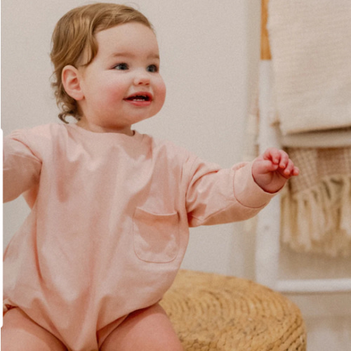 Harley Pocket Romper in Pink – Winnie + Crew