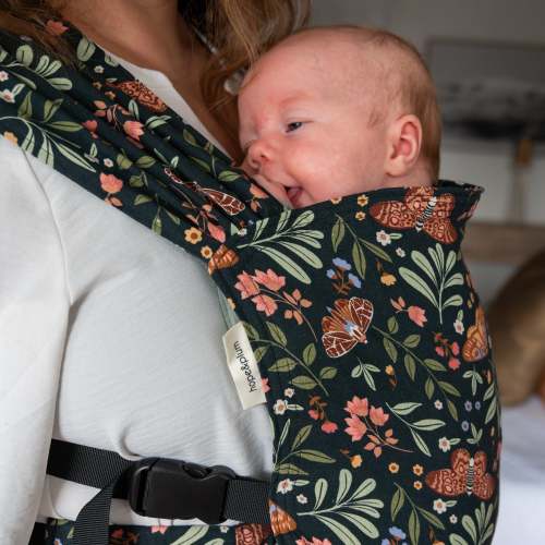 Type: Sprout Newborn Carrier