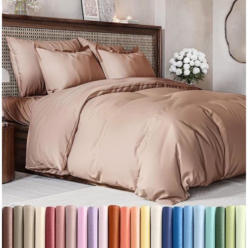 CGK Unlimited Duvet Cover Queen Size Set - Extra Soft Queen Size Duvet Cover 90 x 90 with 2 Pillow Shams - Hotel Quality, Fade Free with Zipper Closures & Ties - Bedding and Bed Linens Set (Mauve)
